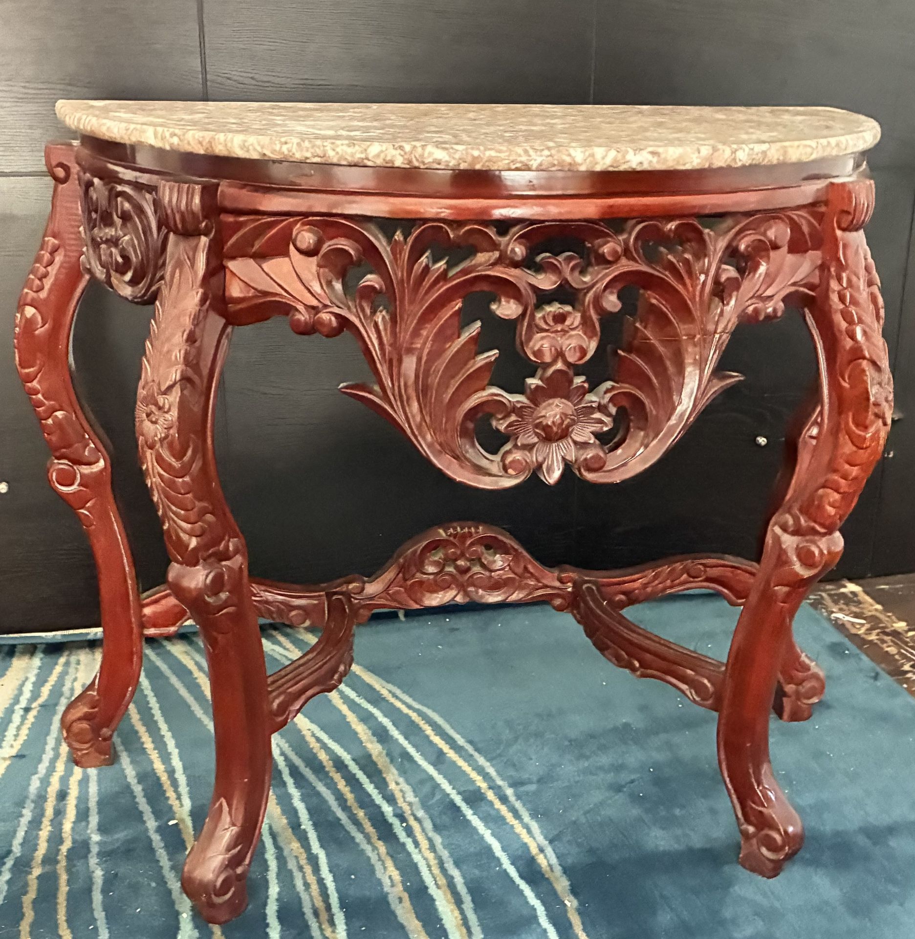 Wall Marble/corner Table