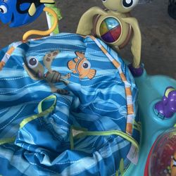 Baby Finding Nemo Bouncer 