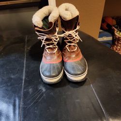 Sorel Caribou Snow Boots Size 10.5