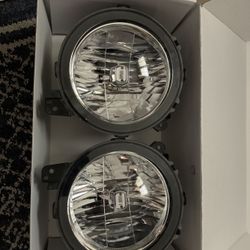 Jeep Wrangler JL Headlights