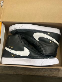 Nike W blazer mid 77s