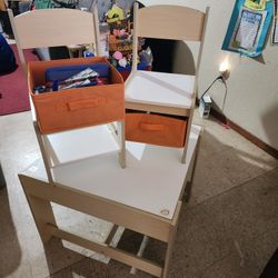 Kid Table