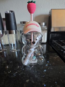 Star bucks bear cup