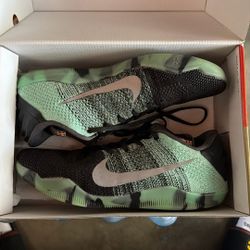 Kobe 11 Allstar ( Sz 11.5) Excellent Condition. 