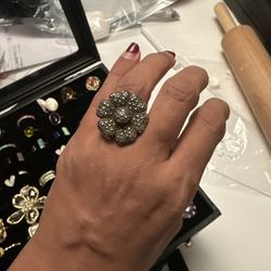 Rings   925 sterling silver (92.5% pure) 