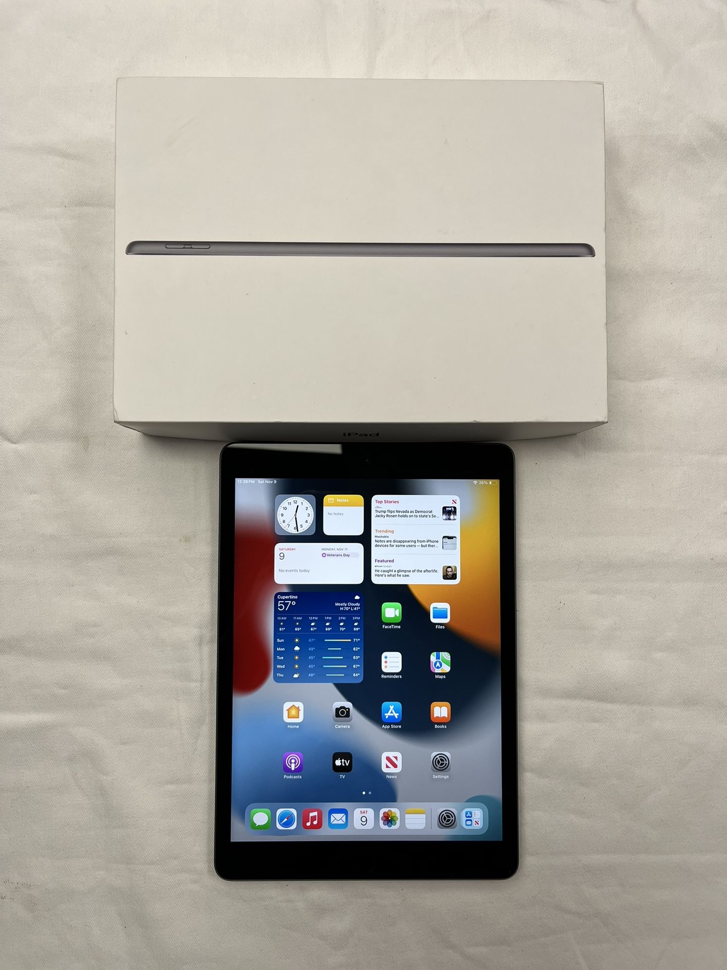 Apple iPad 9th Gen. 64GB, Wi-Fi + 5G (Unlocked) 10.2 in - Space Gray MK663LL/A