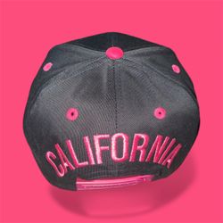 California Snapback Hat – Black & Pink – NEW