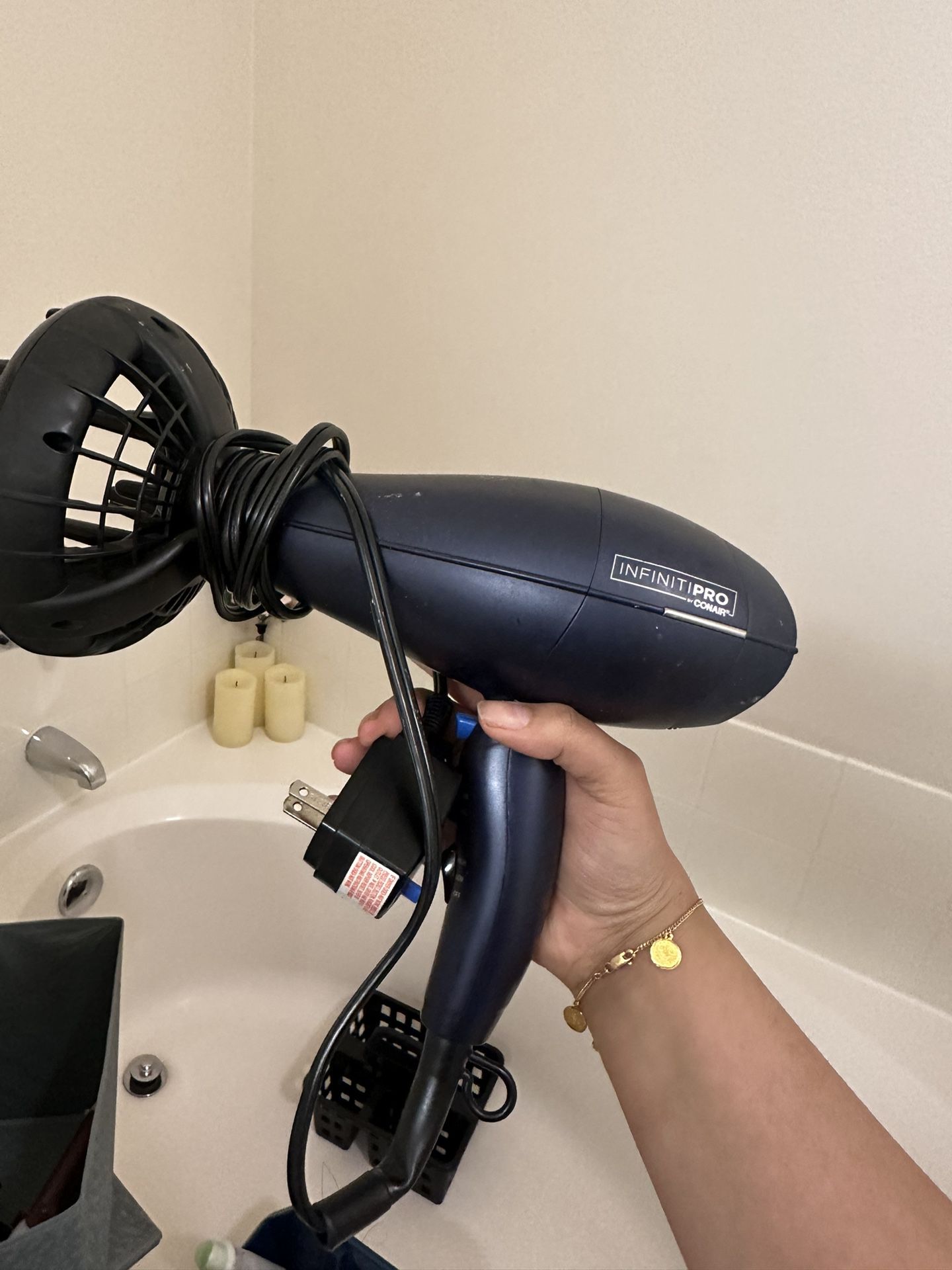 Hair Dryer With Diffuser 