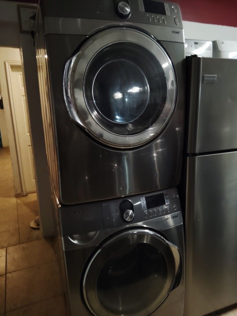 Samsung Front Load Washer And Gas Dryer.