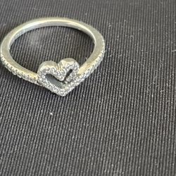 Pandora Sparkling Heart Ring