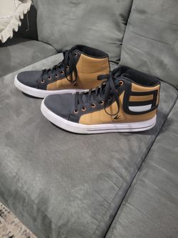 Men Sport High Top Sneakers Size 10.5