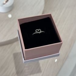 Pandora Ring 