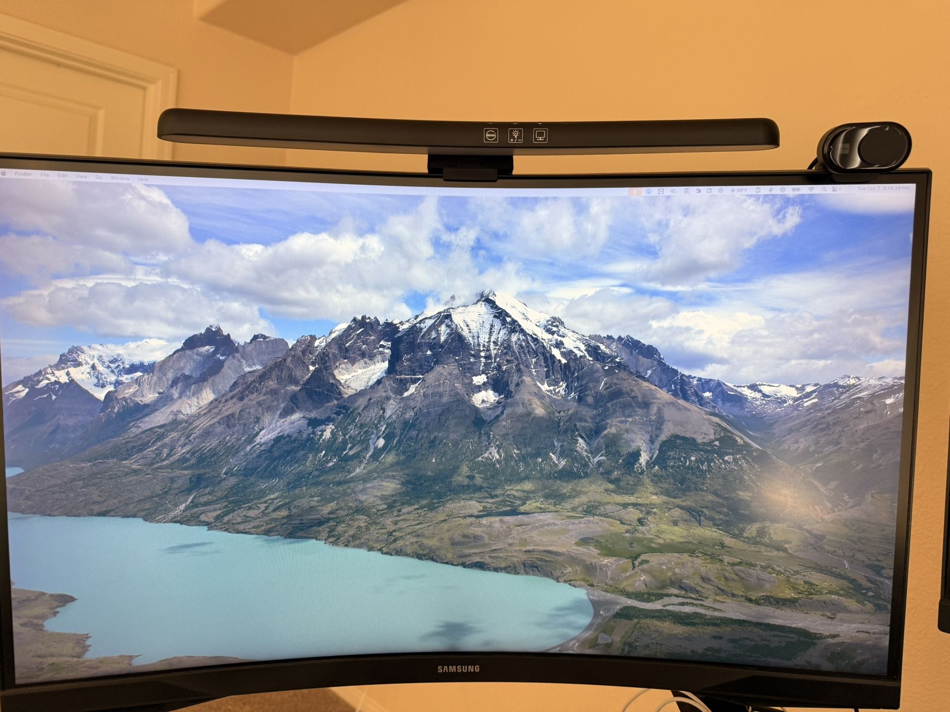 Samsung Odyssey G5 27” Curved Gaming Monitor - Like New!