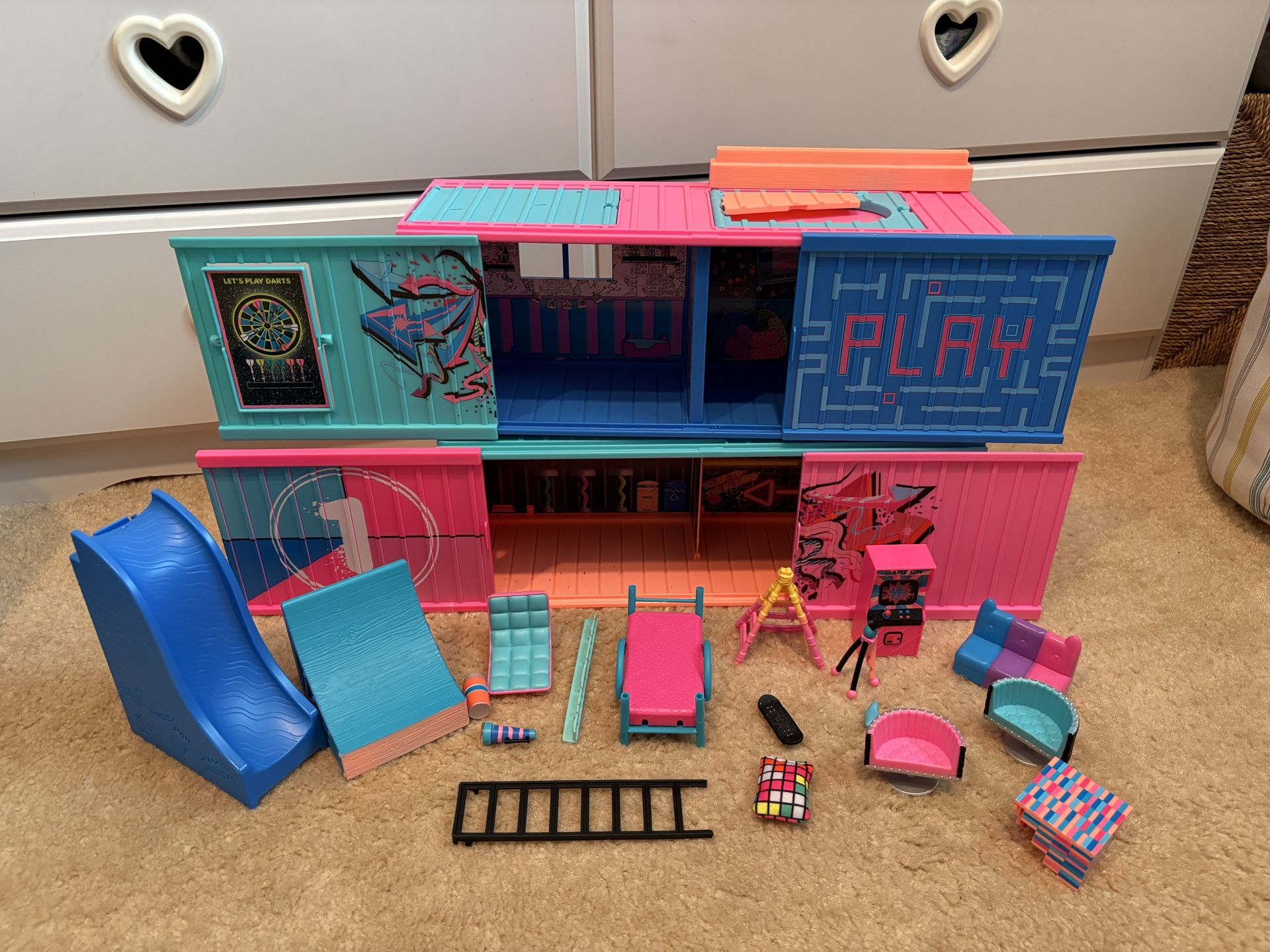 LOL Surprise Clubhouse