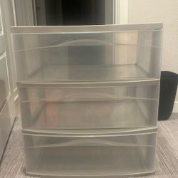 Clear organizer