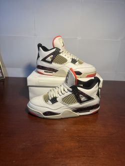 Jordan 4 Nostalgia