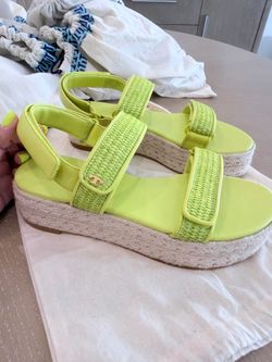 Tory sandals