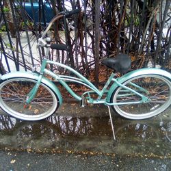 Women's 26" Electra 3 speed beach beach