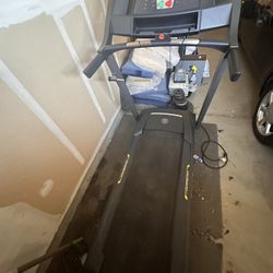 Gold's Gym Treadmill, Black 