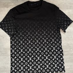 Louis Vuitton Monogram Gradient T-Shirt Noir/Black for Sale in