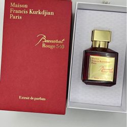 Baccarat Rogue 540 Fragrance 