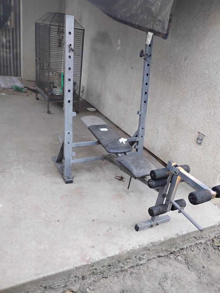 Weight Bench Only With Arm Attachment For Legs