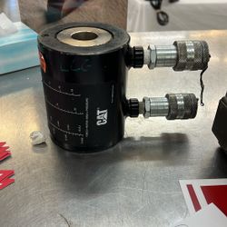 CAT hydraulic Cylinder 