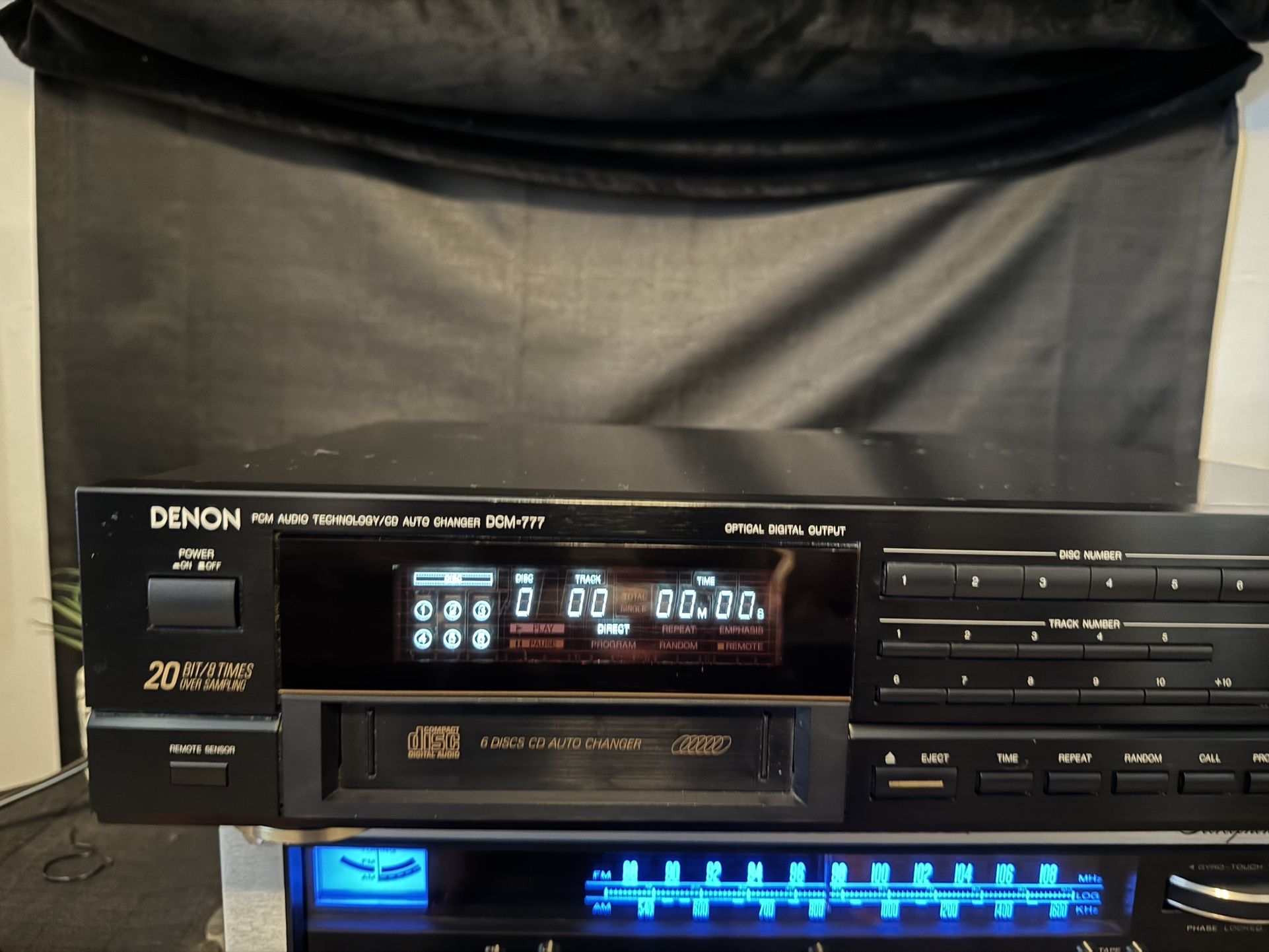 Denon DCM-777 6disc CD Player (Please Read)