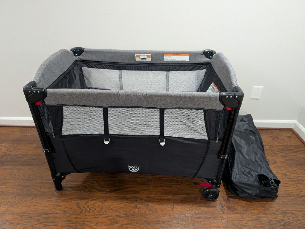 BabyJoy Bassinet and Playpen