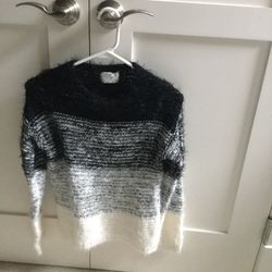ZARA Girls sweater black and cream