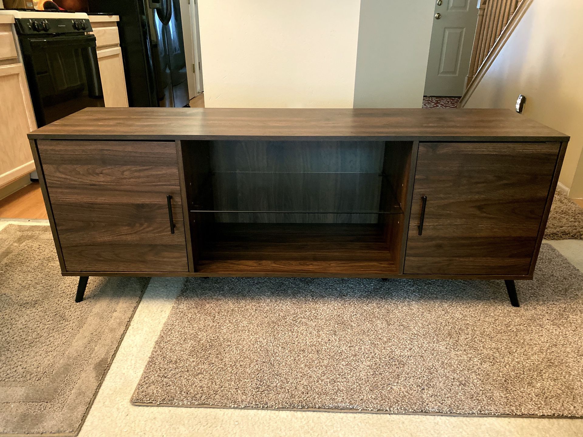 *BRAND NEW* WALKER EDISON MID CENTURY 60” TV STAND . RETAILS AT $268