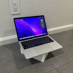 MacBook Pro (2019)