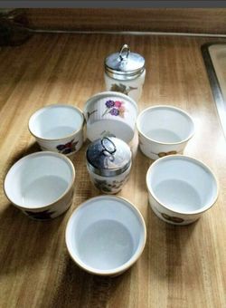 Royal Worcester Evesham, Lavinia & Traymor Porcelain Pieces