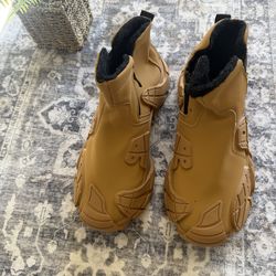 WDG stylish hiking boots