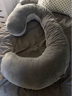 Pregnancy Pillow