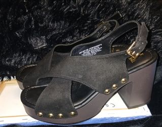 New Platform cross strap sandal with gold tone stud& chunk heel