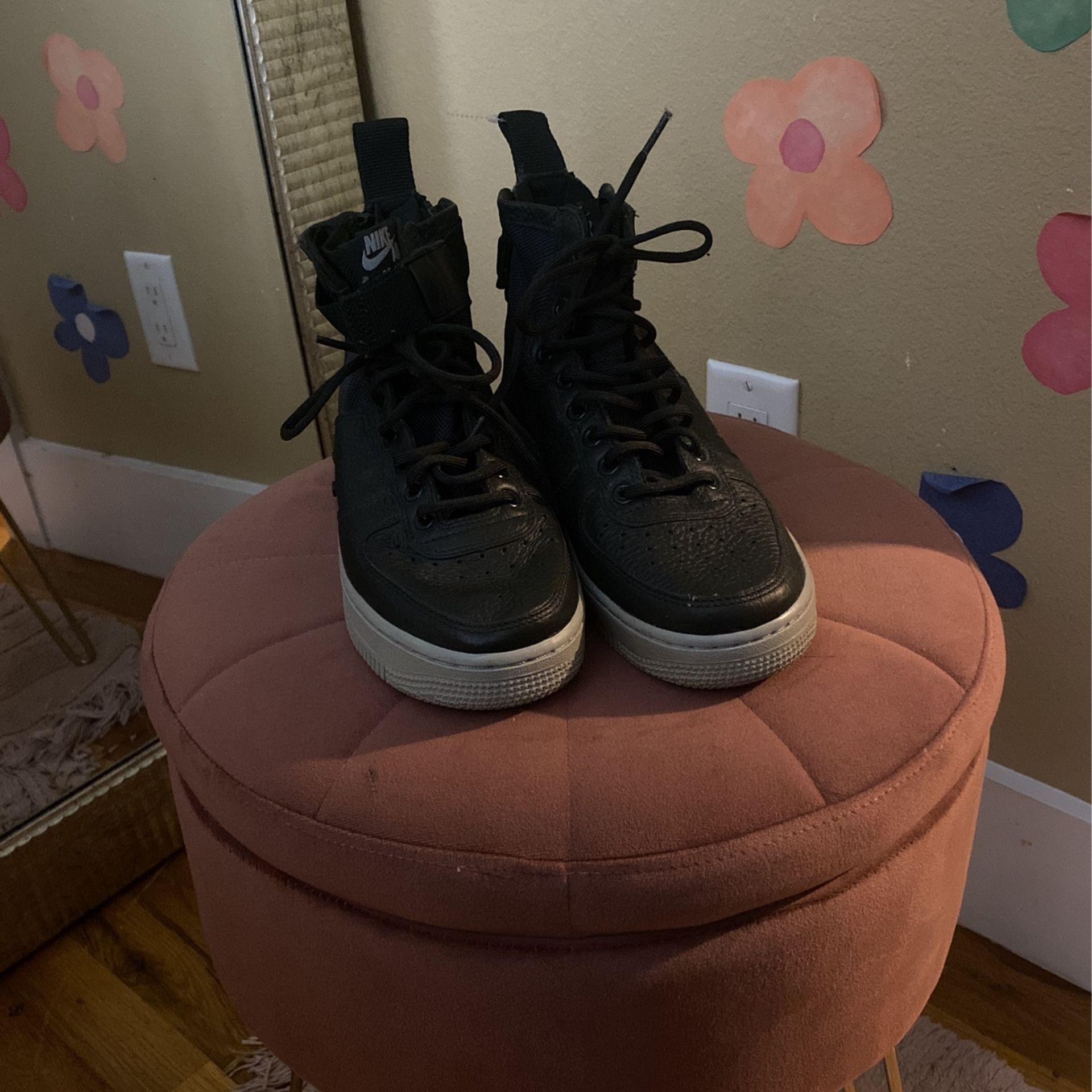 Nike Air Force 1 High Top Pine Green