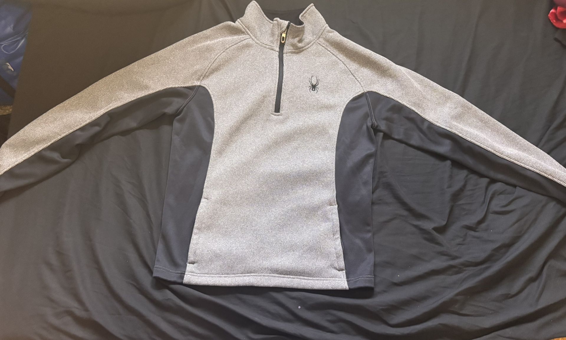 Spyder Men’s 1/4 Zip Fleece Pullover – Gray & Black 