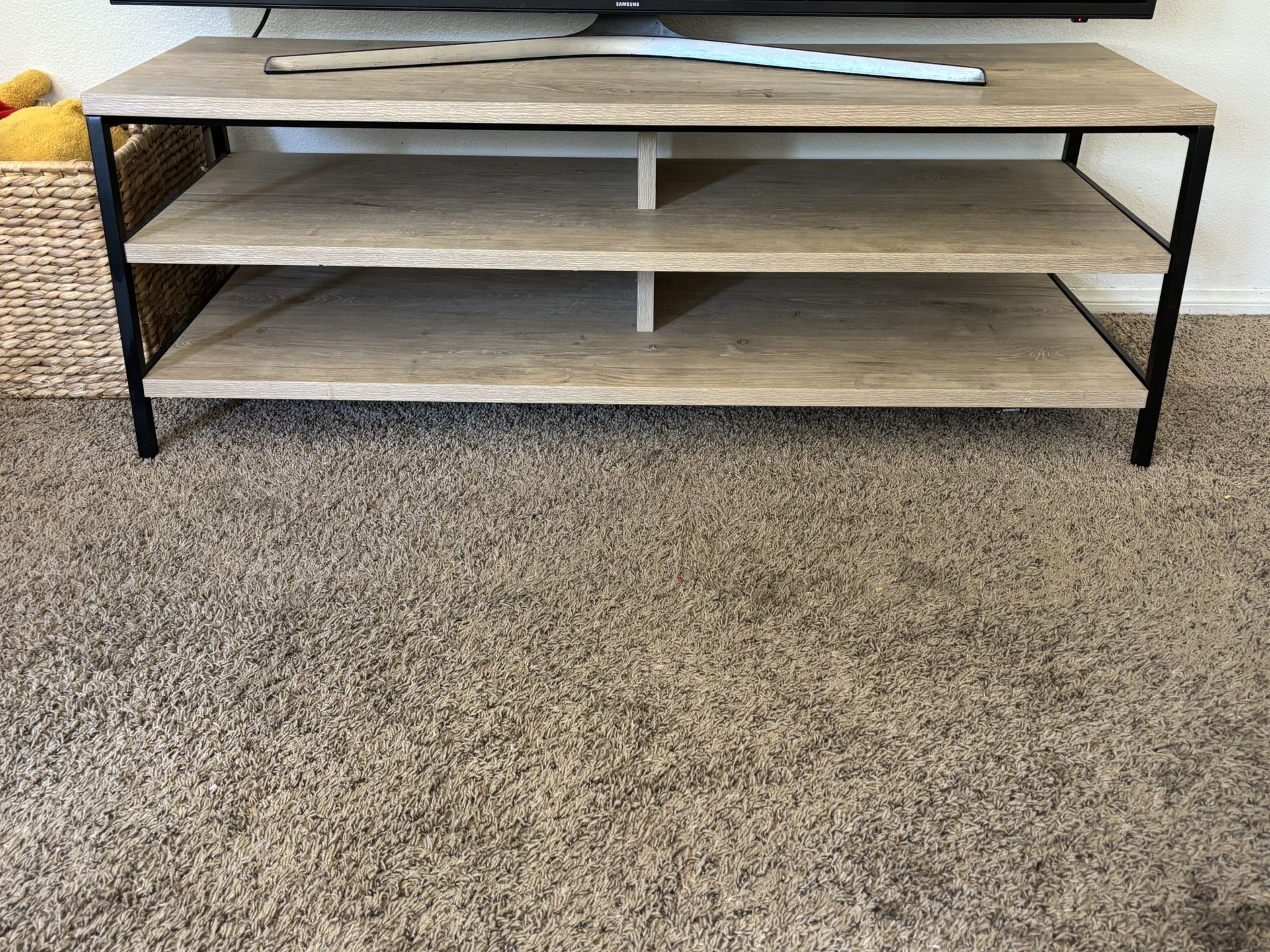 Entertainment Center/Shelf