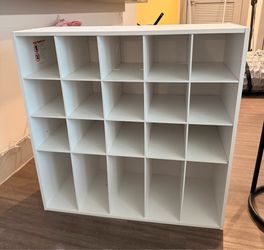 Shoe shelving 20 sections