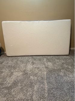 Twin mattress