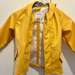 3T Old Navy Raincoat - NEW WITH TAGS