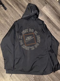 Mens Nike Pullover Windbreaker XL