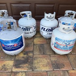 Propane tanks in good condition