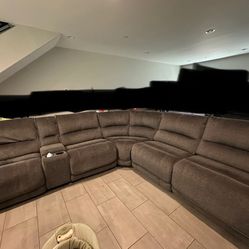 Reclining Sectional 