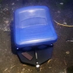 Hydraulic Mechanical Chair With Magnet Tray