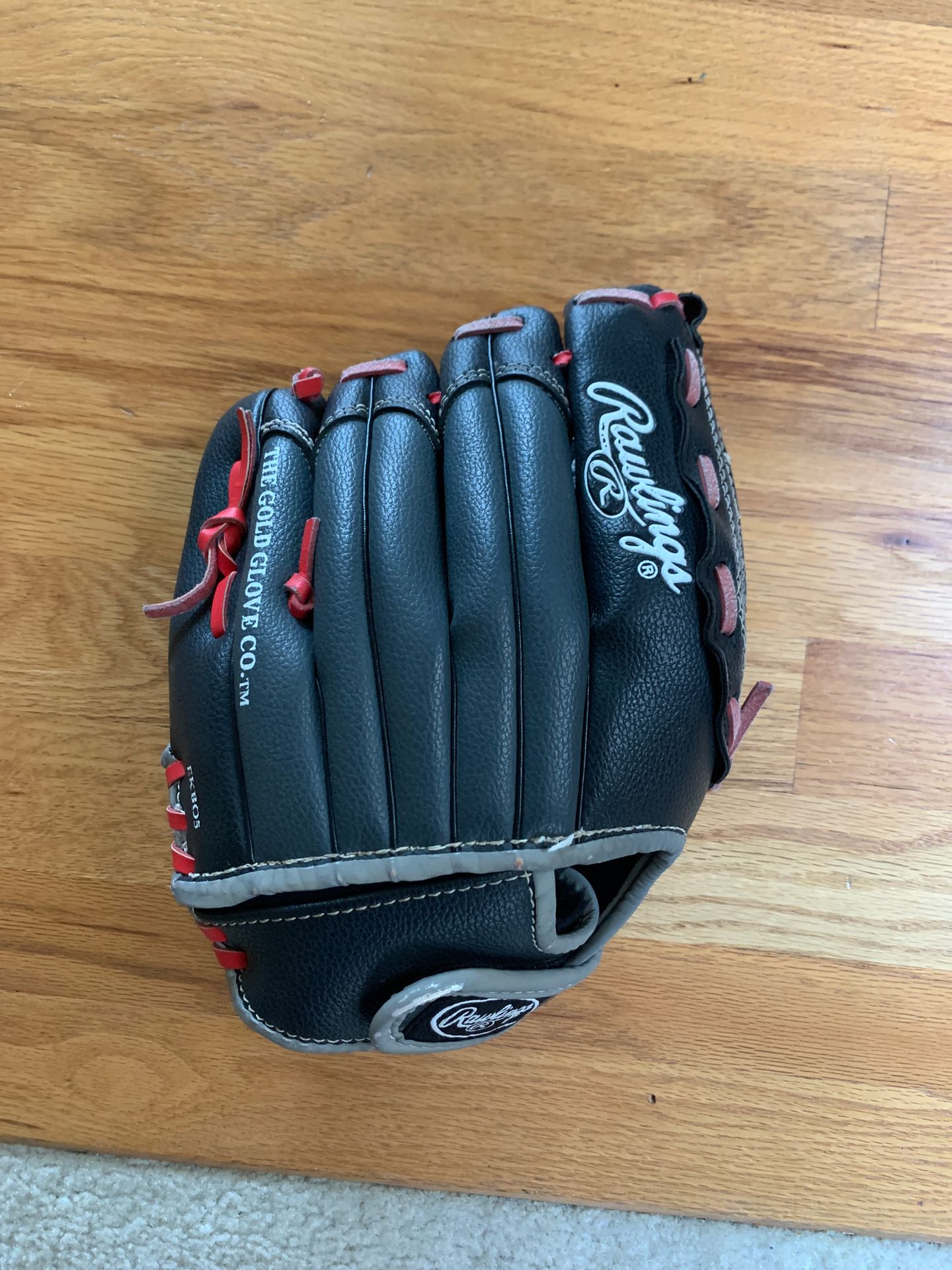 Rawlings kids baseball glove