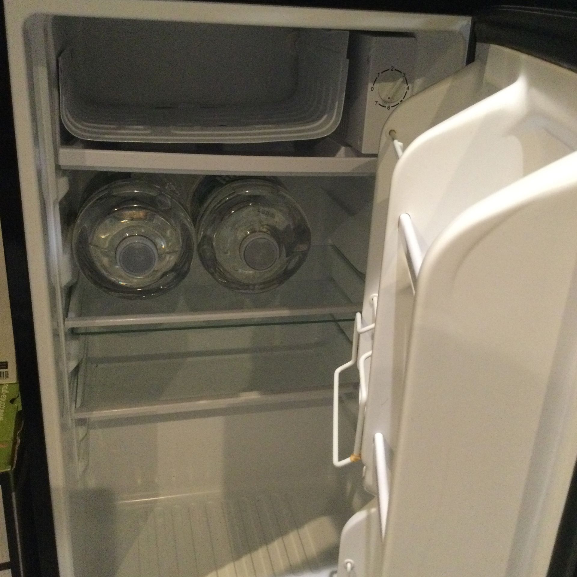 Magic Chef Mini Fridge