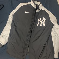 New York Yankees Nike Authentic Collection Dugout Full-Zip Jacket