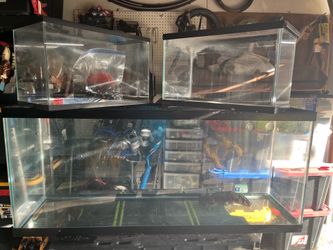 Fish/turtle tank